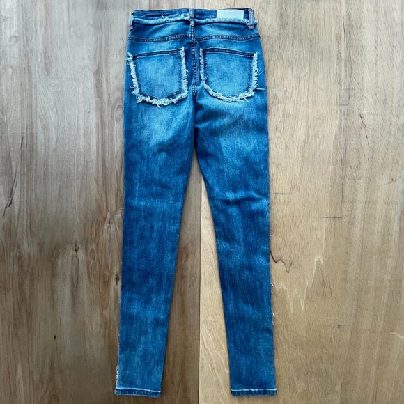 AKIRA MAYA FRAY MID RISE SKINNY WOMEN’S JEANS sz 7 W27 Dark Wash STRETCHY NWT - Picture 6 of 15